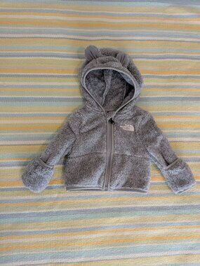 ⭐ The North Face Baby Campshire gray fleece jacket size 0-3m